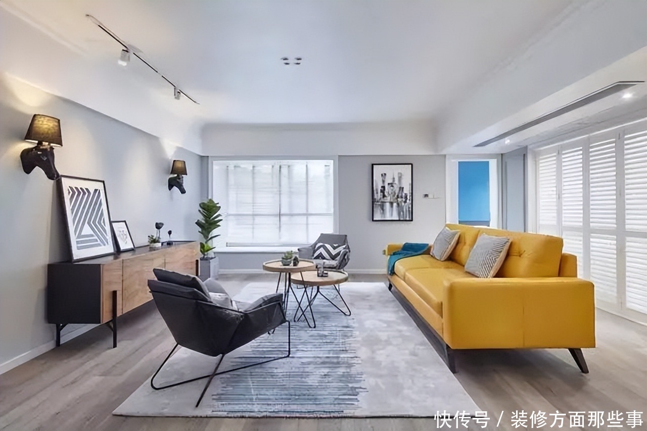 三居室|简洁、质朴的北欧三居室,银灰色与原木的搭配,效果也挺时尚