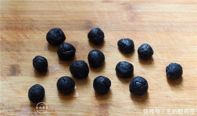 芝麻|天气凉了,家人对此款小吃情有独钟,隔几天吃一顿,香甜软糯