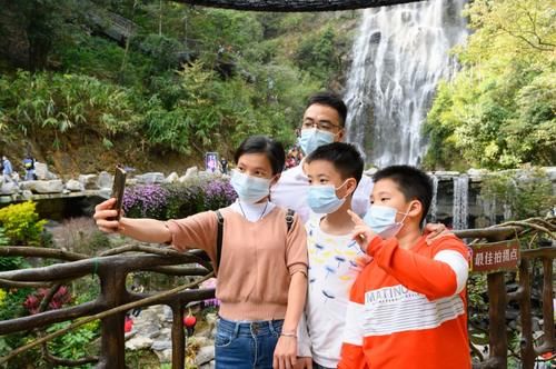 204.8亿！留粤过年的黄金周，文旅消费的实力为何不容小觑？