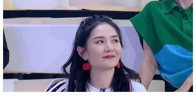 節(jié)目組給足面子請(qǐng)她復(fù)出,奈何強(qiáng)演煽情,觀眾紛紛換臺(tái)