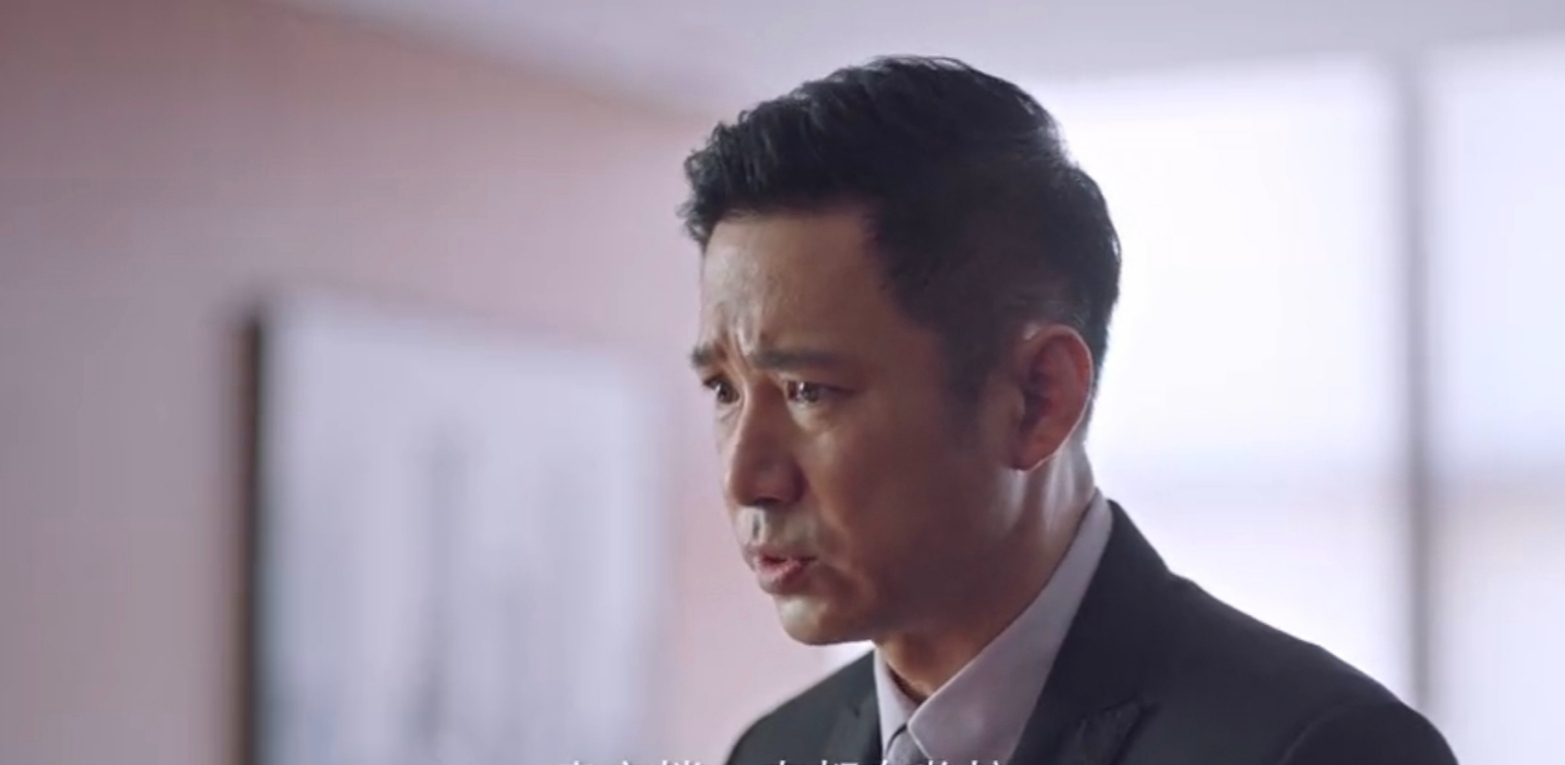 突围悲情戏：全员演技过关，只有他是唯一败笔，仅剩贪欲毫无情感