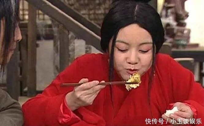 大侠|古代大侠吃完饭后,往桌上丢几个碎银就走,为何店小二从来不数?