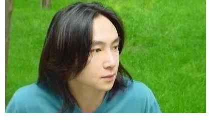 “大江”戲外不簡單,鄧超王凱是他學生,憑《一代梟雄》圈粉無數