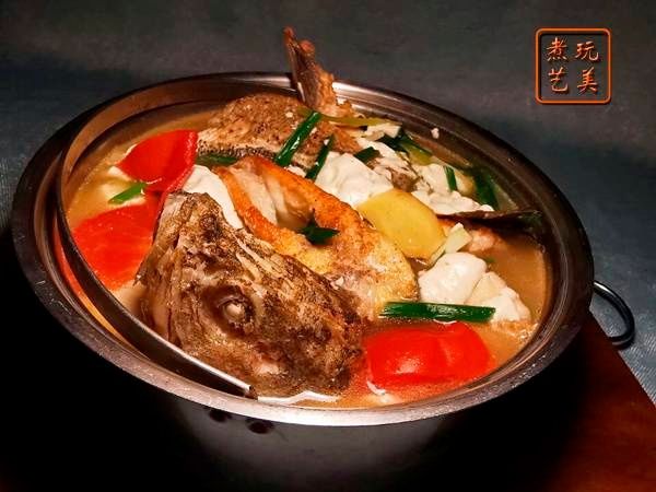 鱼炖豆腐,怎么煮都好吃,冷水或热水下锅才能最美味呢?