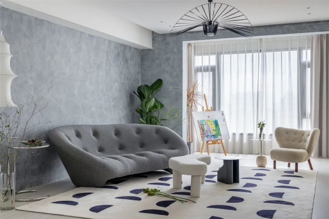 布置|210㎡简约大平层,淡雅温馨、绿植装饰,生活文艺舒适