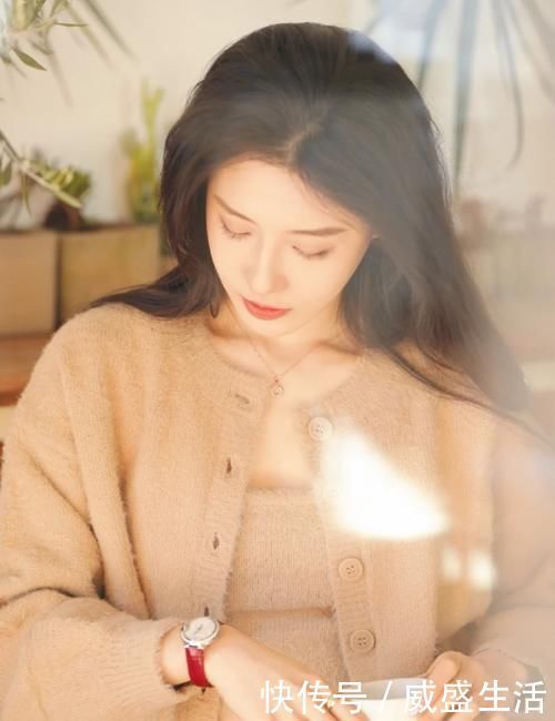 防晒|掌握好这几个美白小技巧,摆脱“蜡黄脸”,增白几个度不是梦!