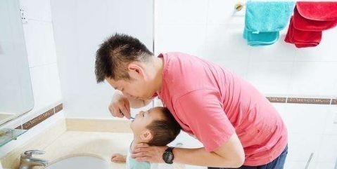 听妈妈的话|越是没能力的爸爸,越爱讲这几句话,孩子以后,也很难有出息