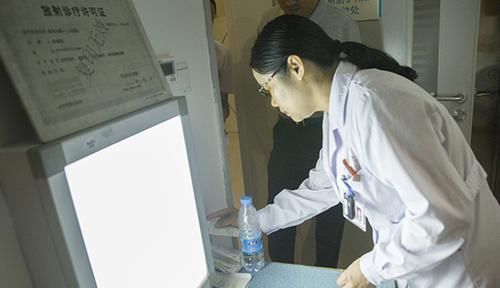 放疗会让人死得更快?为什么多数癌症患者,总会去国外进行放疗?