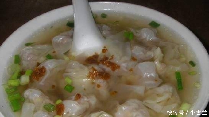 冬天|冬天用此物包馄饨,比韭菜鲜太多,鲜嫩多汁,吃再多也不上火