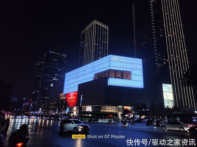 大师|realme真我GT大师探索版评测：2021旗舰质价比之王、有颜值还能打