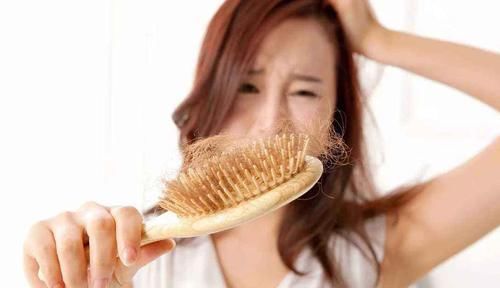 早衰|女性头部出现5个变化,或许是“早衰”的标志,要留心