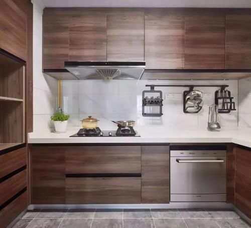 原木色|85㎡小窝通风中晒照,三室两阳台加衣帽间大利用,14万花的值