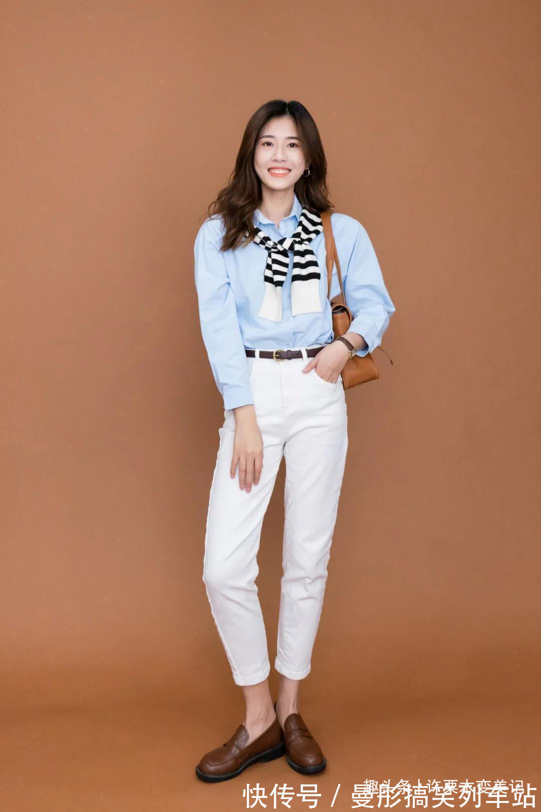 包包 今年流行“1+1”穿搭,时髦显瘦还优雅,笑笑博主都在穿!