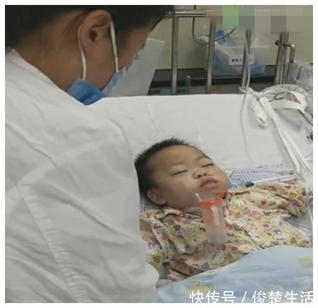 孩子|仅两岁儿子生病需做雾化,爸爸看着孩子的样子,忍不住流泪