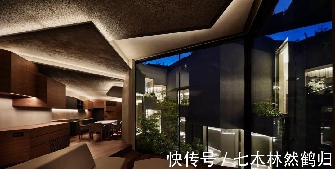 施工方|日本396㎡混凝土别墅，设计完美，施工方却怒斥：太难了