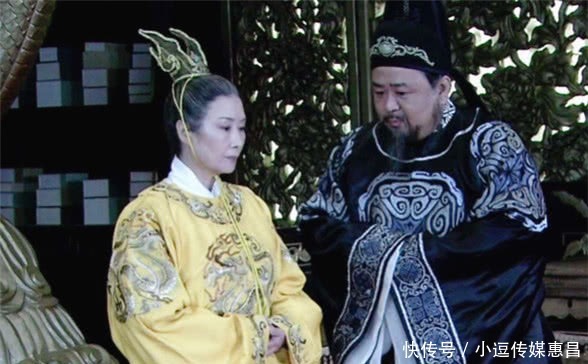 史官|狄仁杰死后,武则天说的4个字暴露了两人的关系,史官都不敢记载