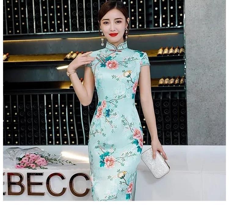 形神|如果有人问你旗袍美在哪里，你可以这样告诉她，像形神不及艺术美