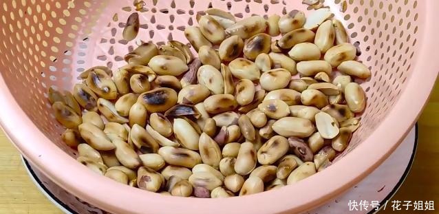  豆浆|早餐吃它，胜过喝豆浆牛奶，维生素钙极高，做一次吃半月