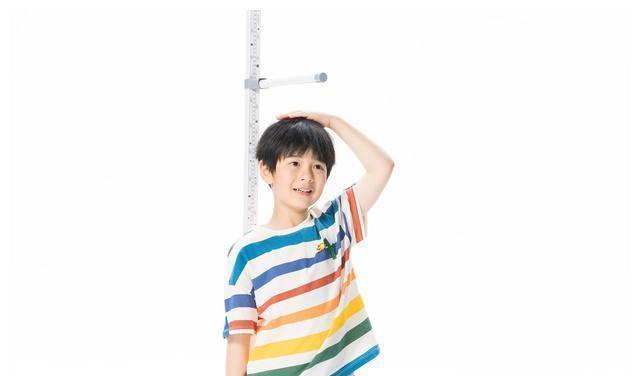 孩子|当三个身高猛涨期的信号,在男孩身上显现时,家长记住“7做到”