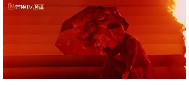 《披荆斩棘》个人solo战,陈小春化身小丑,算你狠,引起全网共鸣
