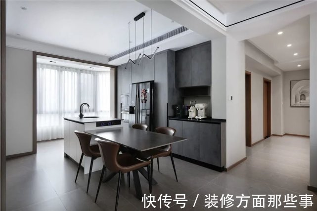 深色|155㎡简约风,承载着三代人的生活,不花哨让家务少一半