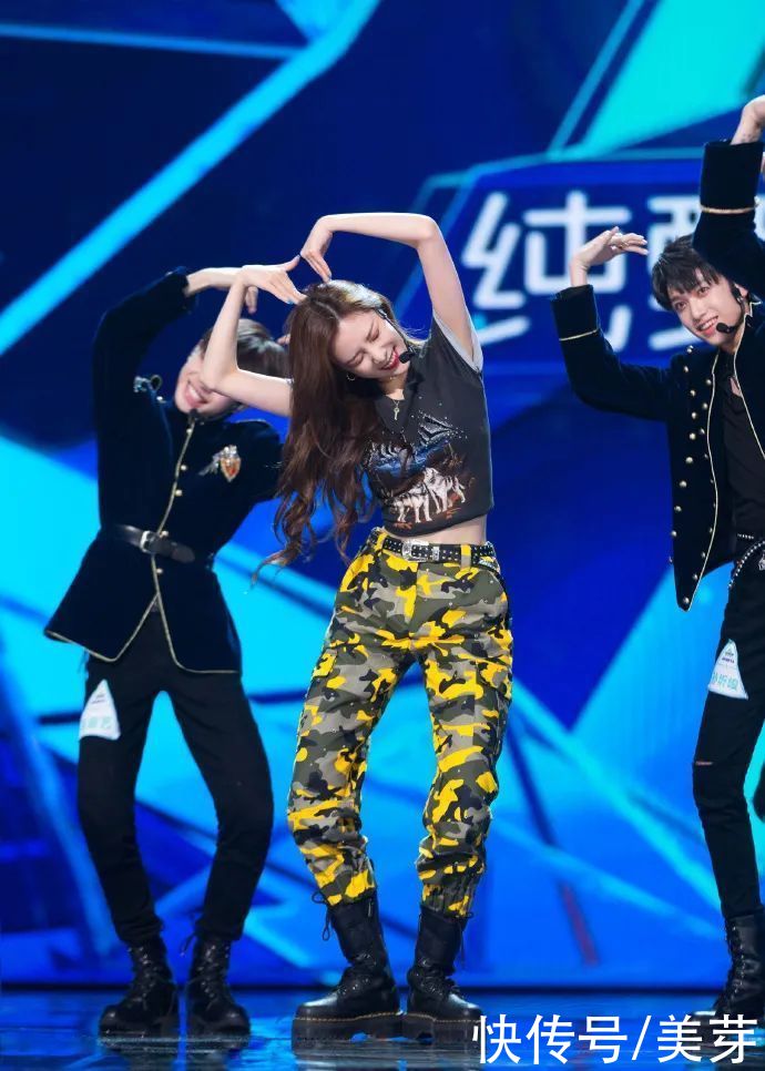 显瘦|2020秋冬必备“王炸裤”，比阔腿裤显瘦！又酷又美