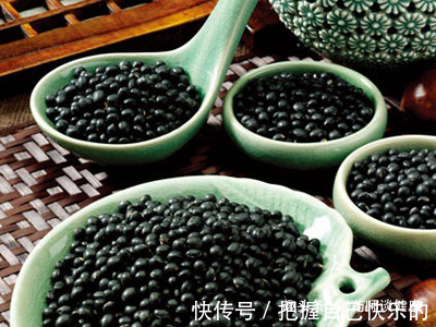 黑芝麻|黑豆和此物一起吃,头发黑了,色斑淡了,皮肤也好了
