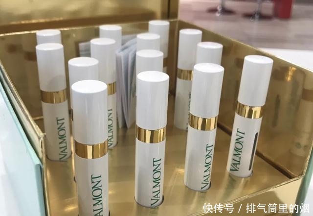 黑球|贵妇常用的四款“精华”,绿宝瓶滋润,黑球功能全,还有2款也不错