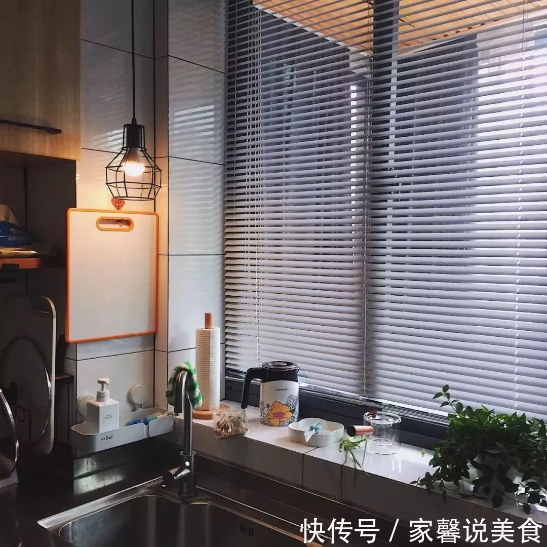 橱柜|小户型厨房怎样设计更漂亮让小姐姐给你推荐几款!
