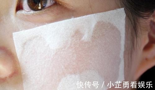 补水|化妆水湿敷没有效果?那可能是你打开的方式不对,正确方法在这里