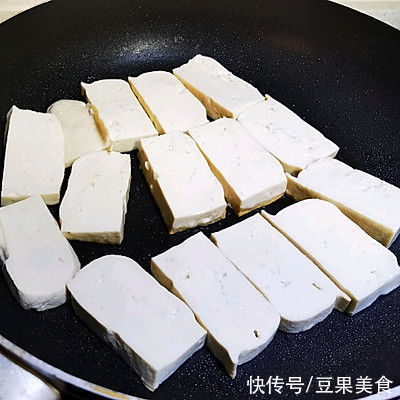 鲜香美味，你从来没吃过的雪菜老豆腐煲