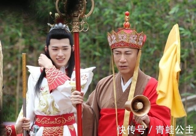 关系户|宋亚轩是《萌探》关系户吗?注意他对那英的称呼,人家还是个孩子