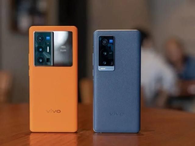 v1|up主上手vivo X70 Pro+：配置均衡，体验总感觉差了那么一截