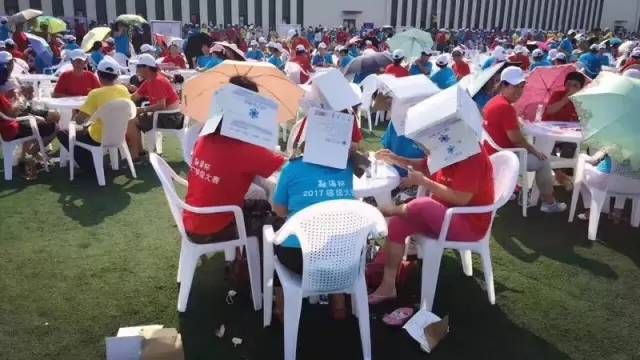 成都环球中心|脸基尼升级版来了，戴上亲妈都不认识你！看你服不服