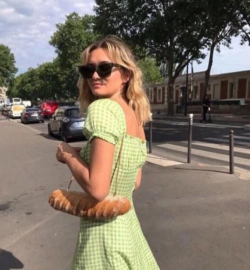 法棍|流行背法棍包,搭配大衣风衣都好看,快get起来!