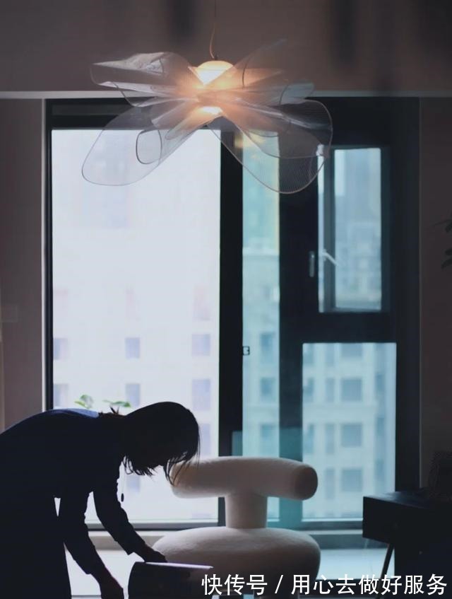 色彩|色彩缤纷的独居之宅,90后女孩的120㎡果然够个性!