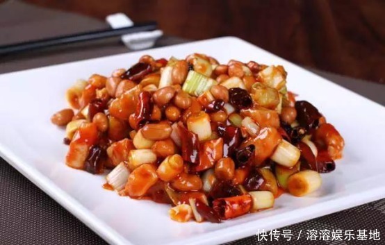 周末|周末去朋友家蹭饭,一桌子的菜,下次不带点礼品真不好意思来