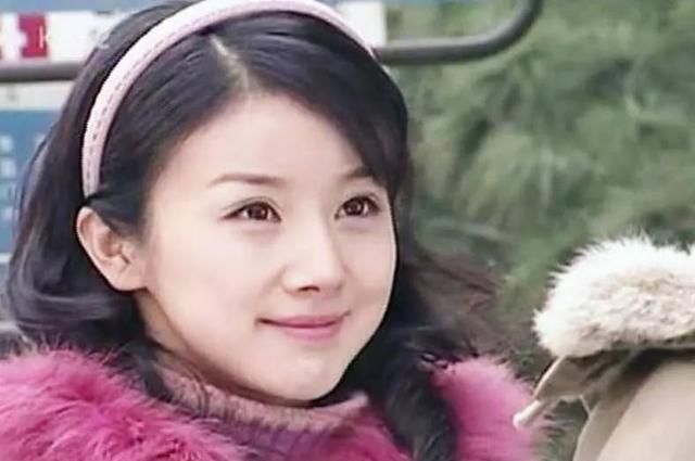 张檬后悔整容卖惨上热搜蹭热度,比张檬美十倍的她,也被整容害了