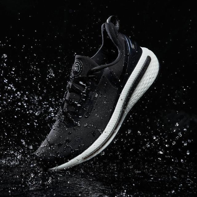 qu|五双国产“性价比王者”跑鞋推荐 !现在200块钱就能入手!