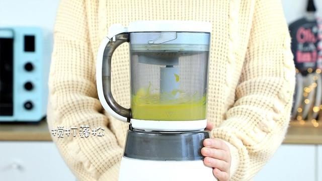 半根山药2个蛋黄，这样做补脑又润肺，上桌瞬间秒光！