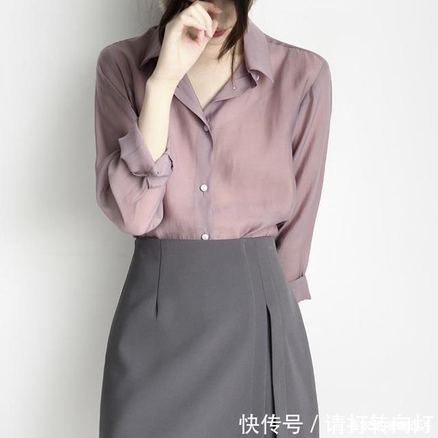 女人过了40岁，少穿黑白灰！多穿这个“高级色”，时髦减龄显气色