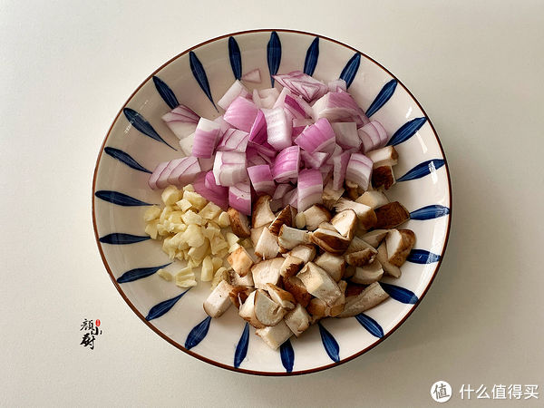 午饭|孩子放假了,午饭不能凑合,这样荤素搭配一锅出,全家都爱吃