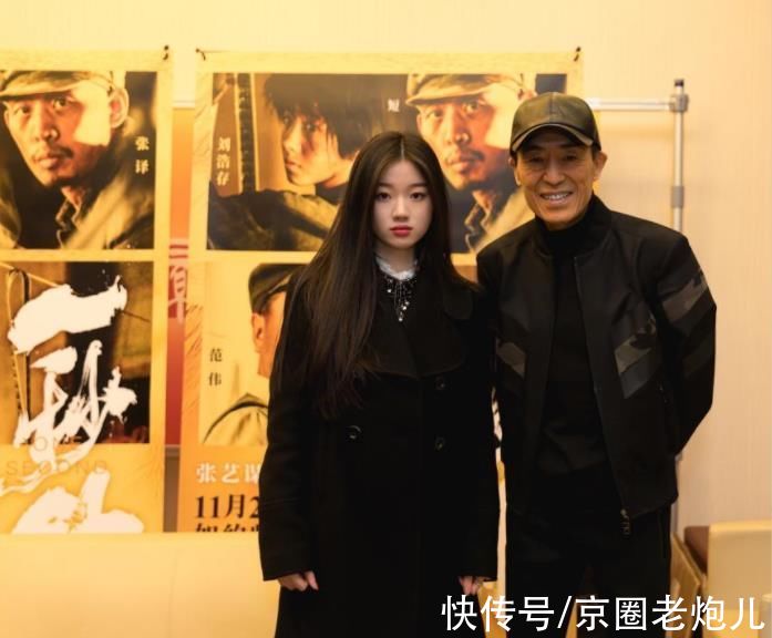 严雯君|18岁成为好声音最年轻冠军！单依纯出道即合作张艺谋