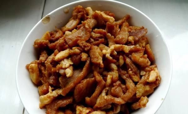 猪肉别直接下锅炒,多加这一步,肉质鲜嫩爽滑又入味,一点都不柴