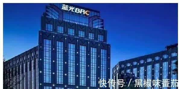 蓝光|258亿巨债压顶、高管扎堆离职,四川房企一哥陨落,9个月又亏