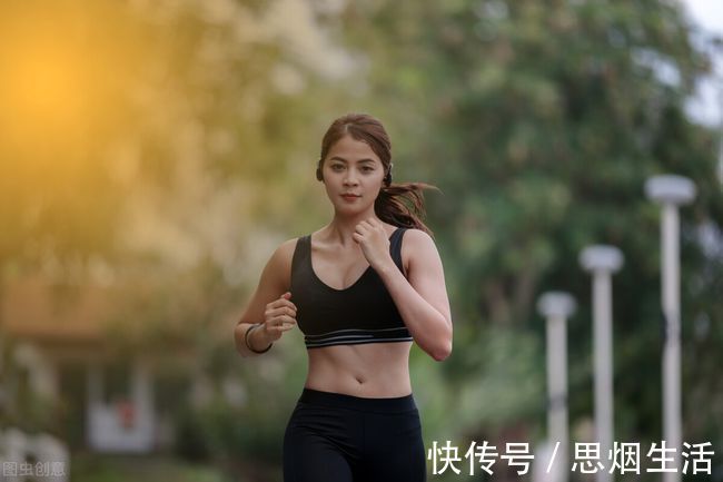 胆固醇|大鱼大肉并不是高血脂的源头,医生告诫:这3物才是劝你管住嘴