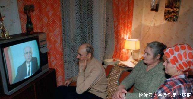 穷困|苏联解体出2国，都被一分为二，一个穷困潦倒，另一个更加穷困！