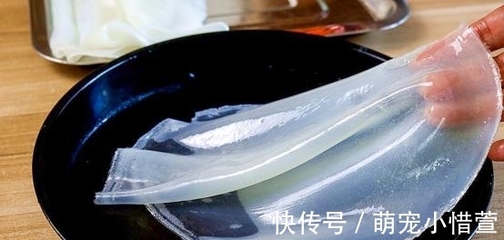 做法|正宗凉皮做法，30年凉皮摊主老配方，只需加3样，想失败都难