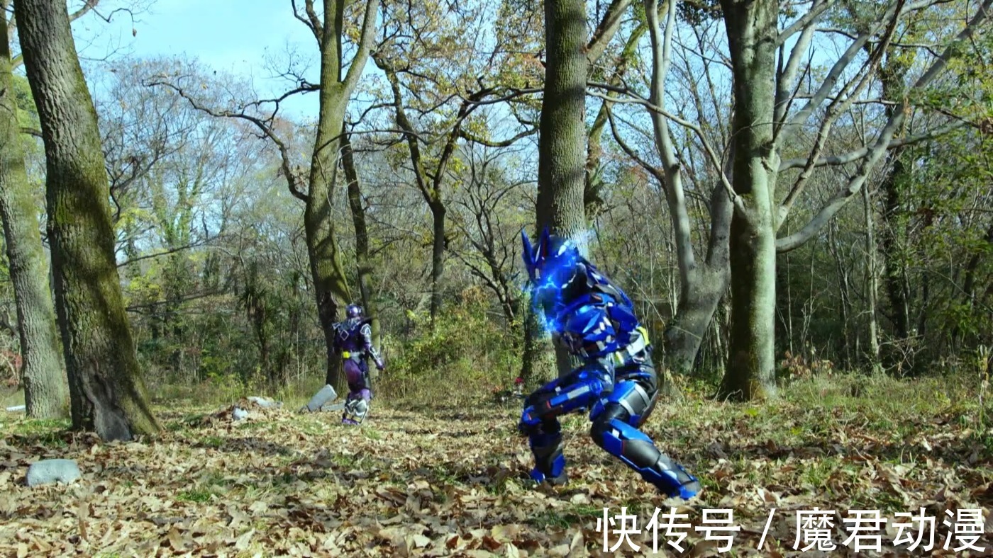 假面骑士|假面骑士零一外传：或人去了趟宇宙，哉亚总裁就搞偷袭，零一无敌