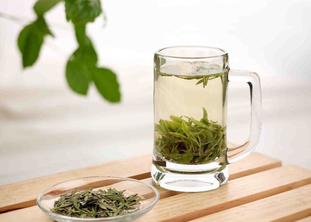 常年喝茶和只喝白开水，哪一种人身体更好？大